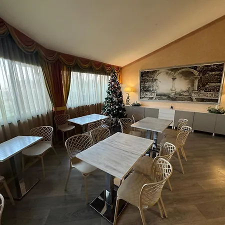 Visconteo 4*