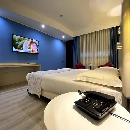 Visconteo Hotell 4*