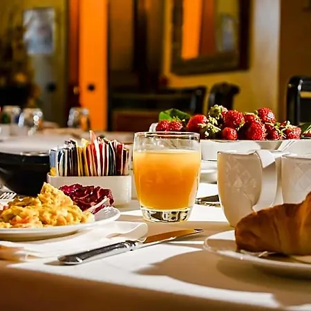 Visconteo Hotel 4*